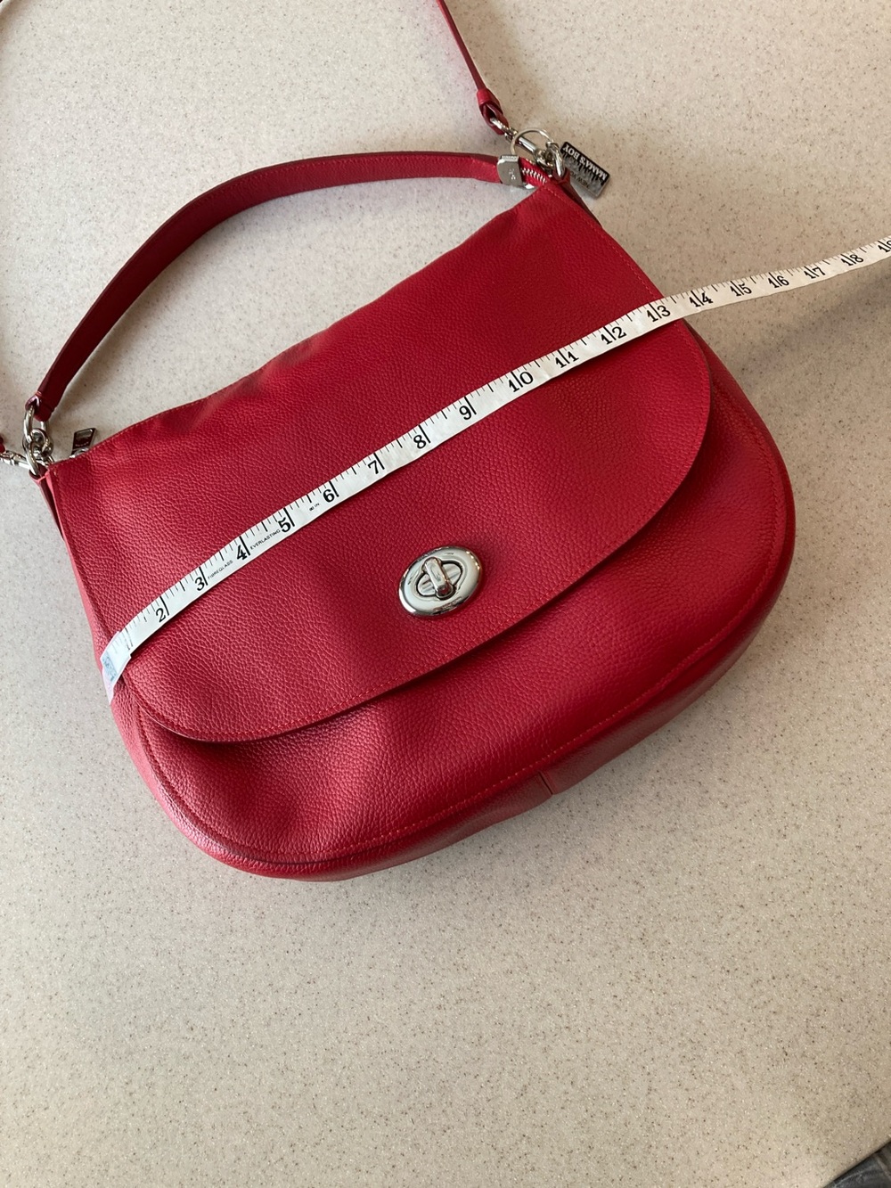Coach Pebbled Red Leather Turn-Lock Closure Bag - Picture 12 of 15